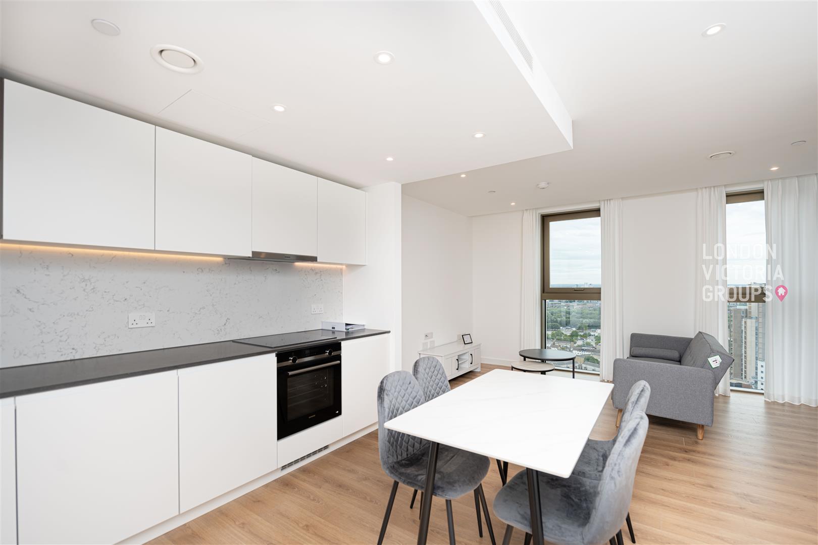 1 bed property in One Thames Quay, 222 Marsh Wall, London